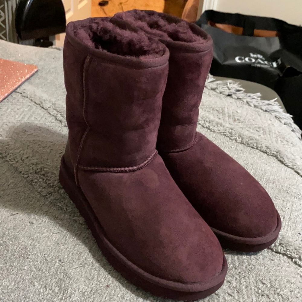 Rare purple metallic ugh boots women’s 7